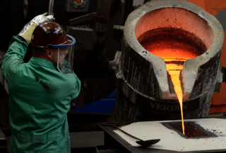 0000225093_resized_metalcasting1
